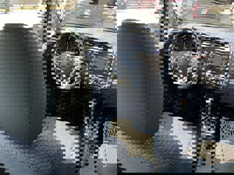 Used 2018 Honda Fit LX image 19