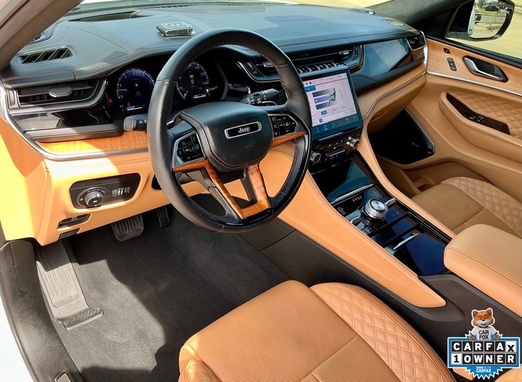 Used 2024 Jeep Grand Cherokee L Summit AWD/4WD image 38