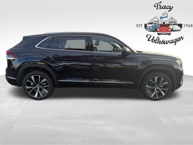 New 2026 Volkswagen Atlas Cross Sport SEL Premium R-Line image 8
