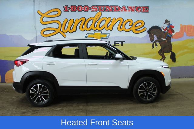 Used 2025 Chevrolet TrailBlazer LT w/ Convenience Package image 1