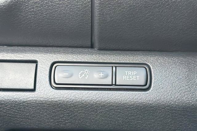 New 2026 Nissan Frontier SV w/ Tow Package AWD/4WD image 28