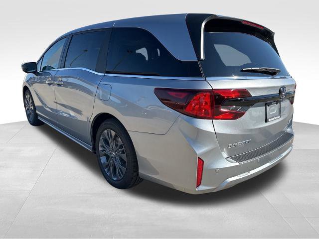 New 2026 Honda Odyssey Touring image 13
