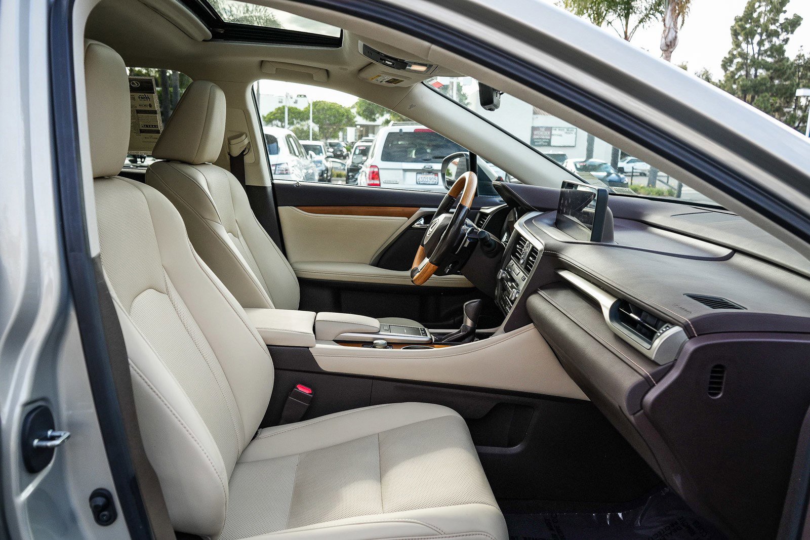 Used 2020 Lexus RX 350 FWD w/ Premium Package image 16