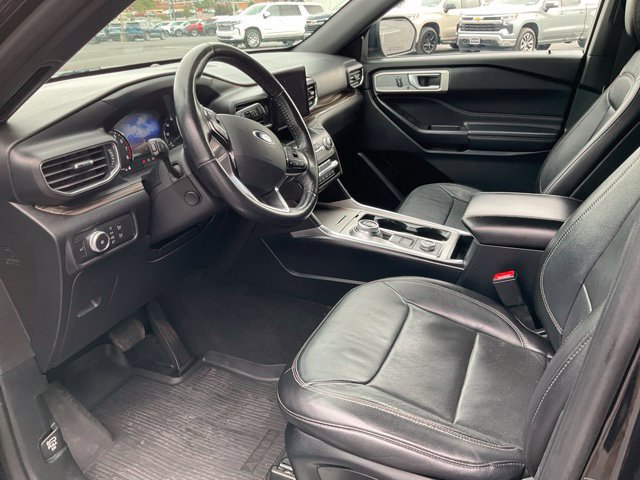 Used 2020 Ford Explorer Limited AWD/4WD image 4
