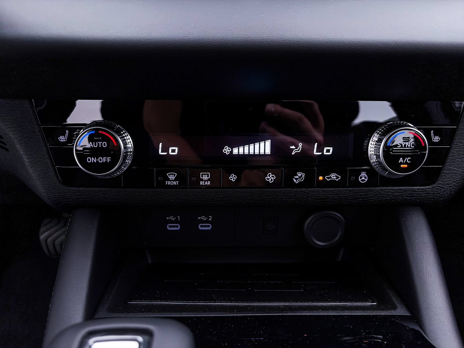 New 2026 Mitsubishi Outlander SE FWD image 15