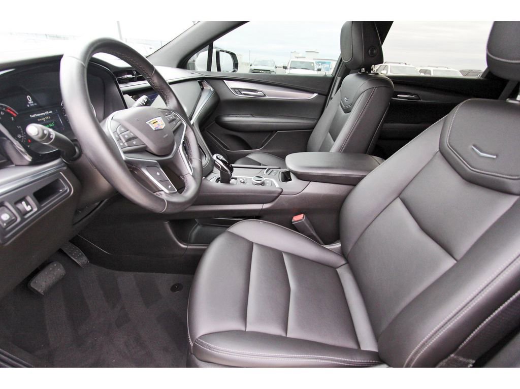 Used 2023 Cadillac XT5 Luxury image 6