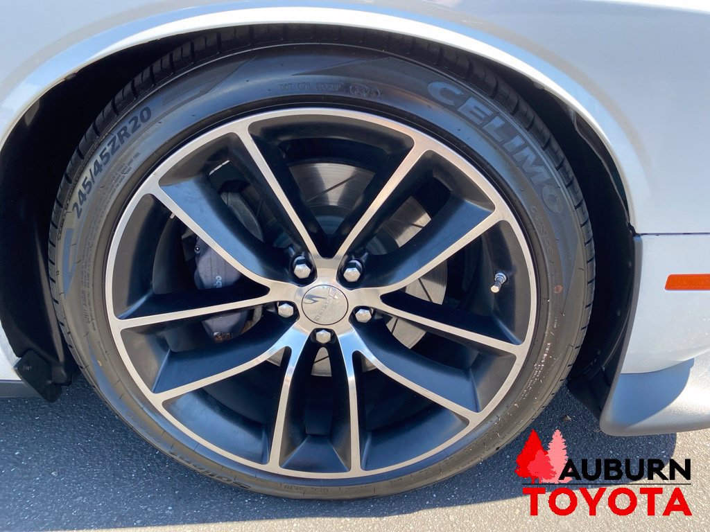 Used 2016 Dodge Challenger R/T Scat Pack w/ Driver Convenience Group RWD image 9