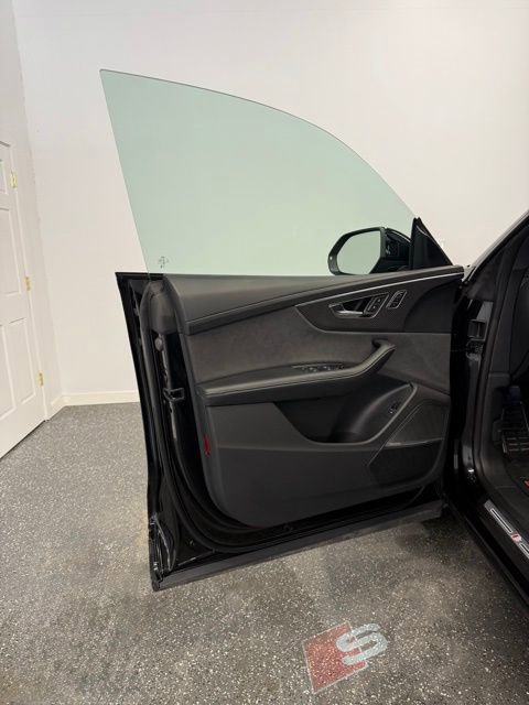 Used 2024 Audi SQ8 Prestige w/ Prestige Package image 69