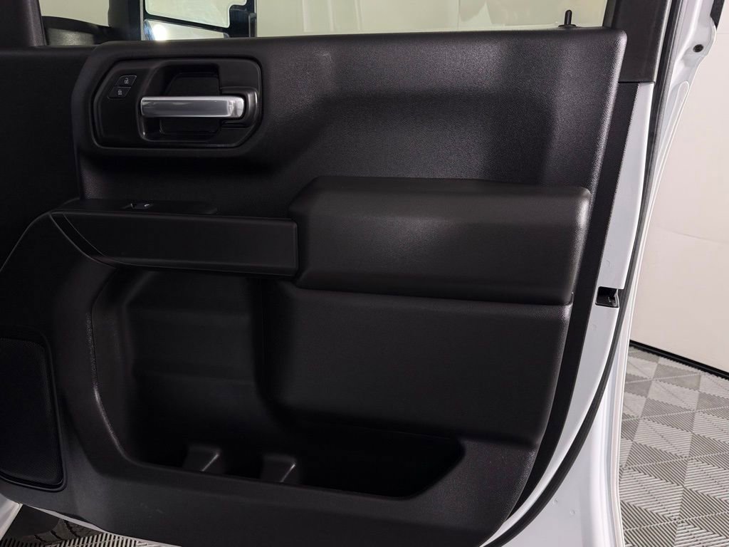 Used 2025 Chevrolet Silverado 3500 W/T w/ WT/CX Safety Package image 30