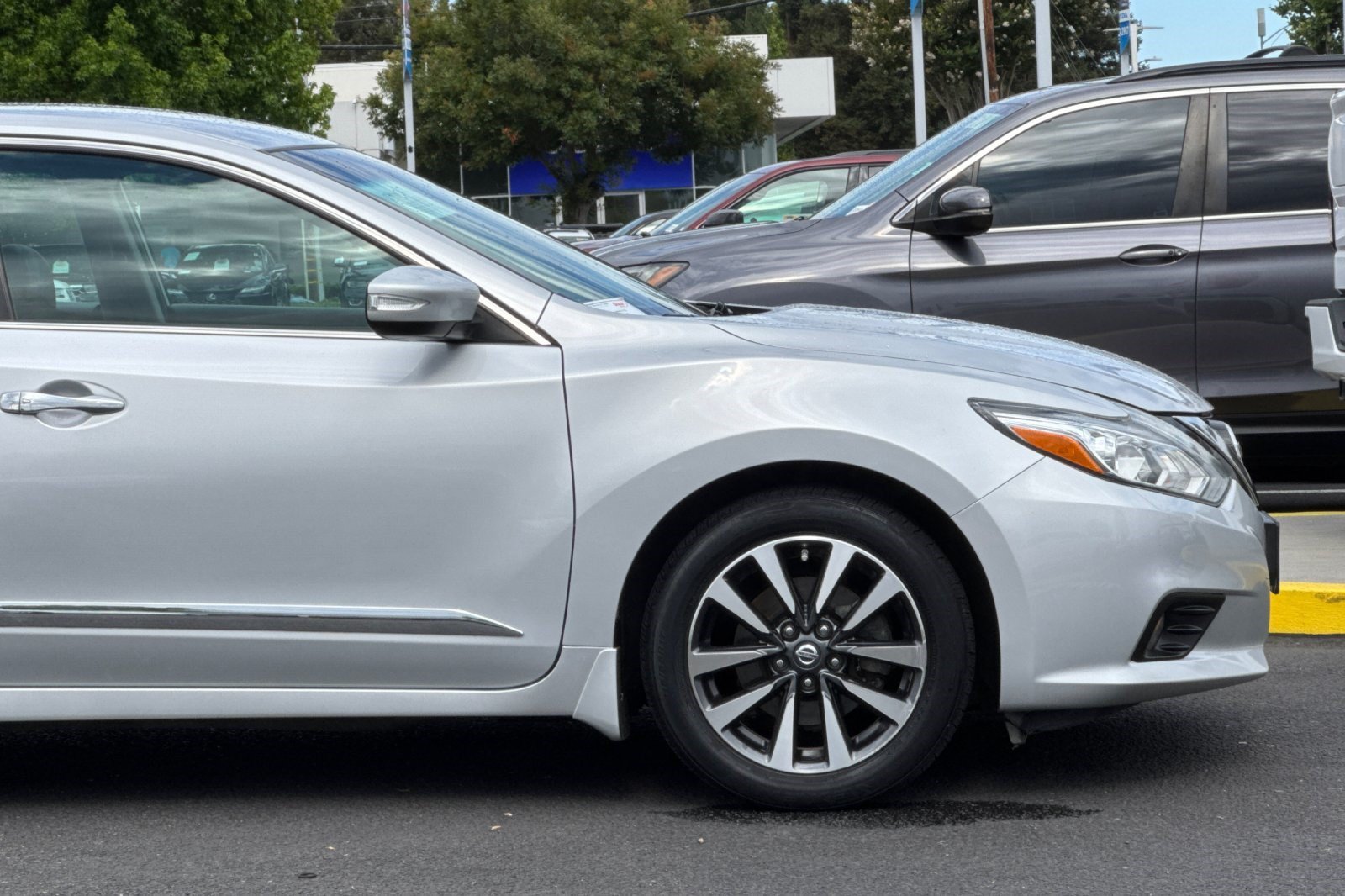 Used 2016 Nissan Altima 2.5 SL FWD image 34