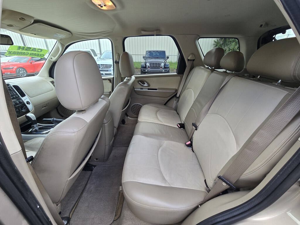 Used 2007 Mercury Mariner Luxury FWD image 15
