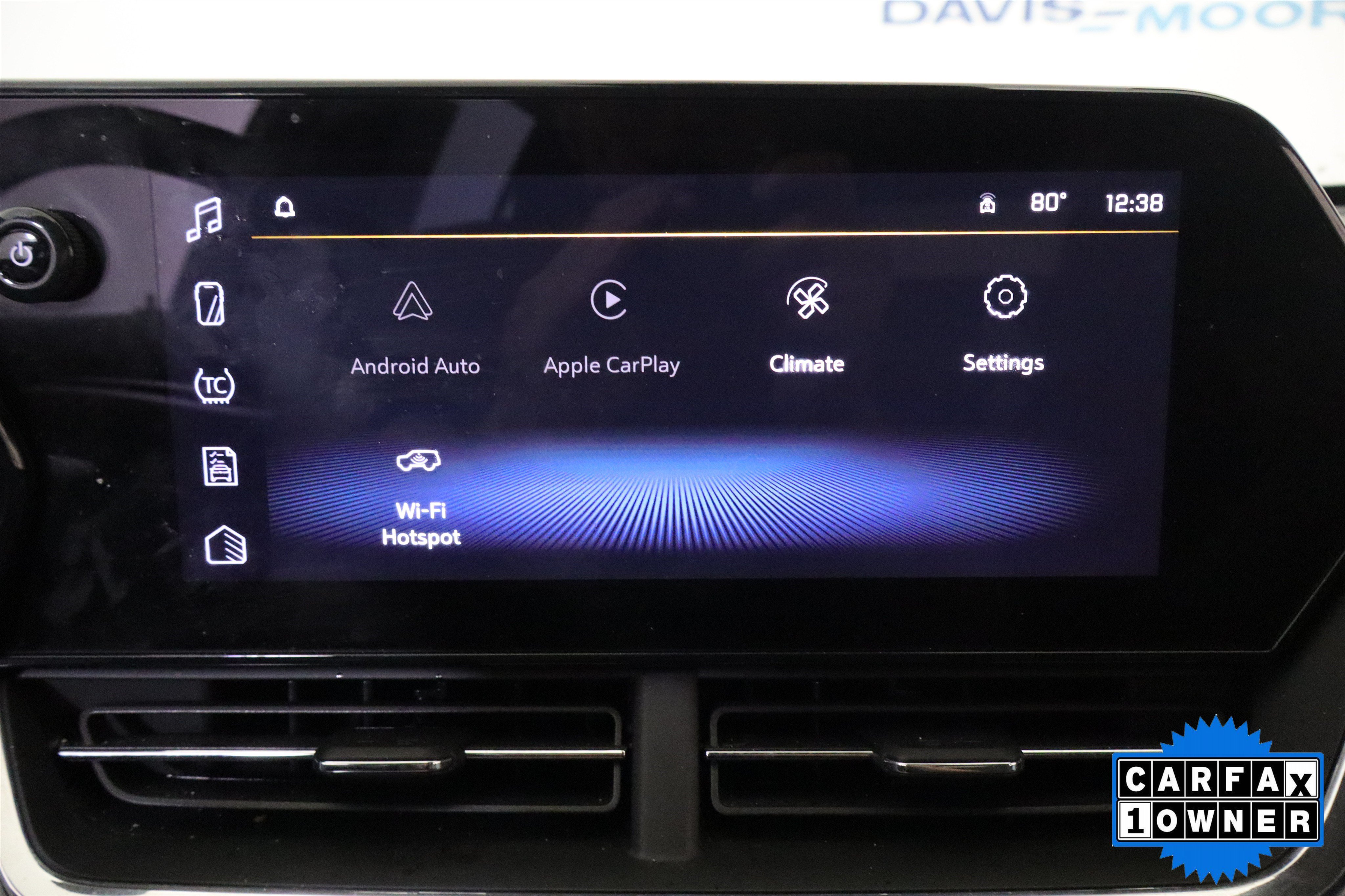 Used 2025 Chevrolet Trax LT FWD image 25
