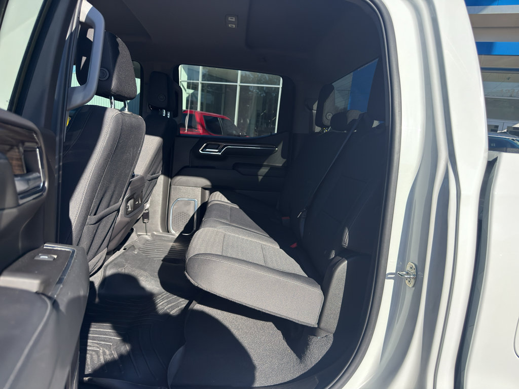 Used 2024 Chevrolet Silverado 1500 LT Trail Boss w/ Protection Package AWD/4WD image 5