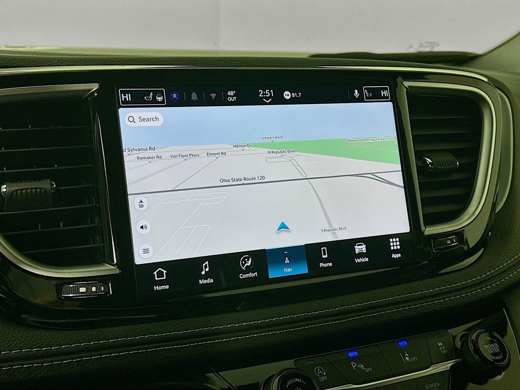 New 2026 Chrysler Pacifica Limited w/ S Appearance Package image 17