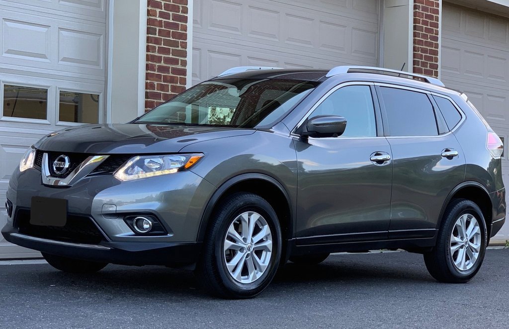 Used 2016 Nissan Rogue SV