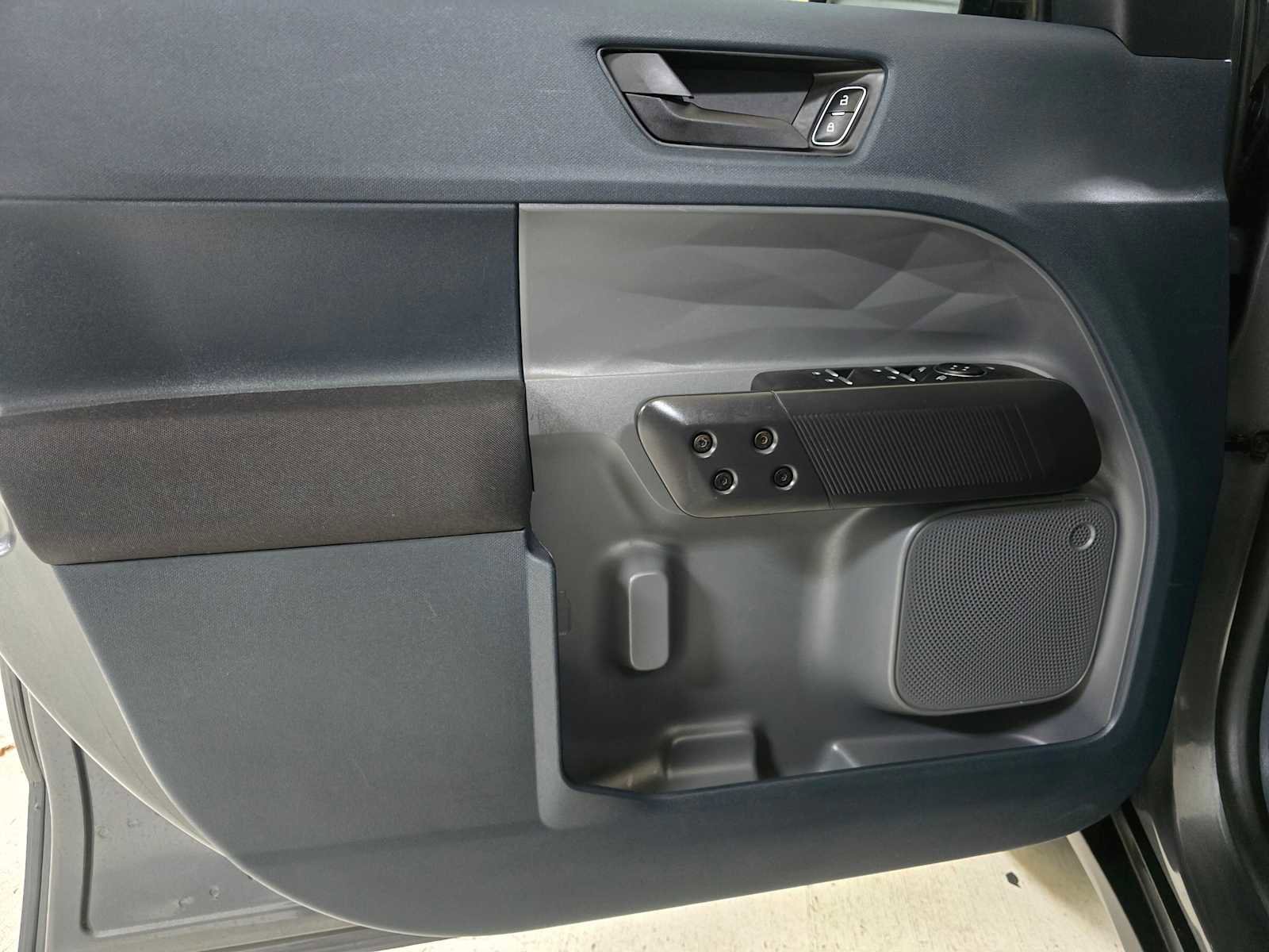 Used 2023 Ford Maverick XL image 22