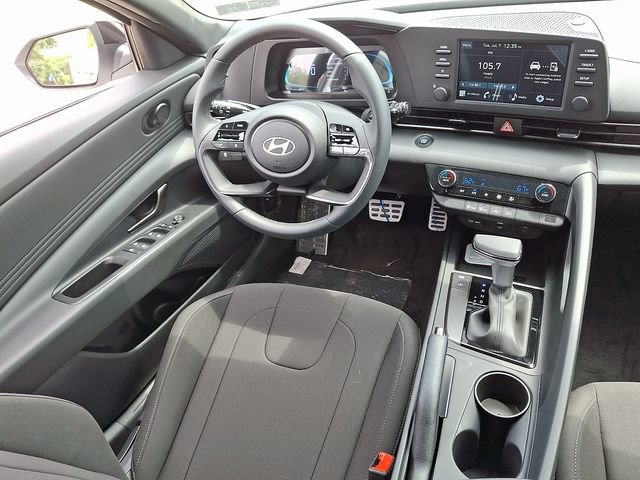 New 2026 Hyundai Elantra Sport FWD image 9