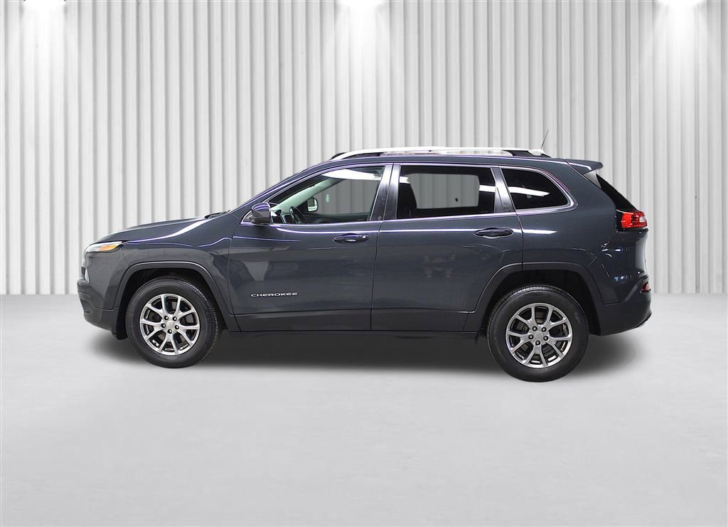 Certified 2018 Jeep Cherokee Latitude Plus w/ Cold Weather Group AWD/4WD image 7