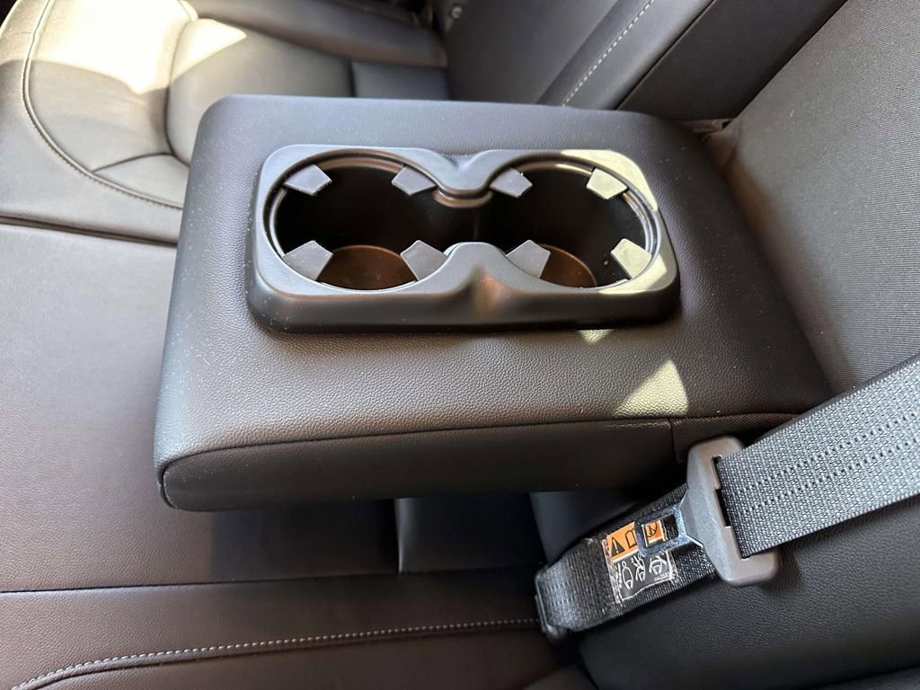 Used 2020 Chevrolet Colorado Z71 AWD/4WD image 14