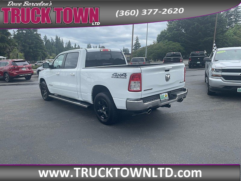 Used 2022 RAM 1500 Big Horn AWD/4WD image 3