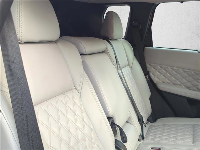 Used 2023 Mitsubishi Outlander SEL image 22