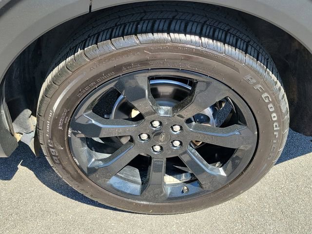 Used 2022 Ford Explorer ST-Line w/ Class IV Trailer Tow Package RWD image 7