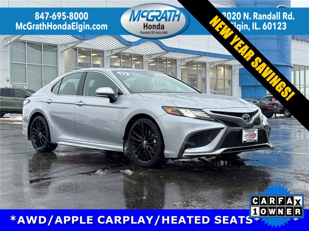 Used 2022 Toyota Camry XSE image 1