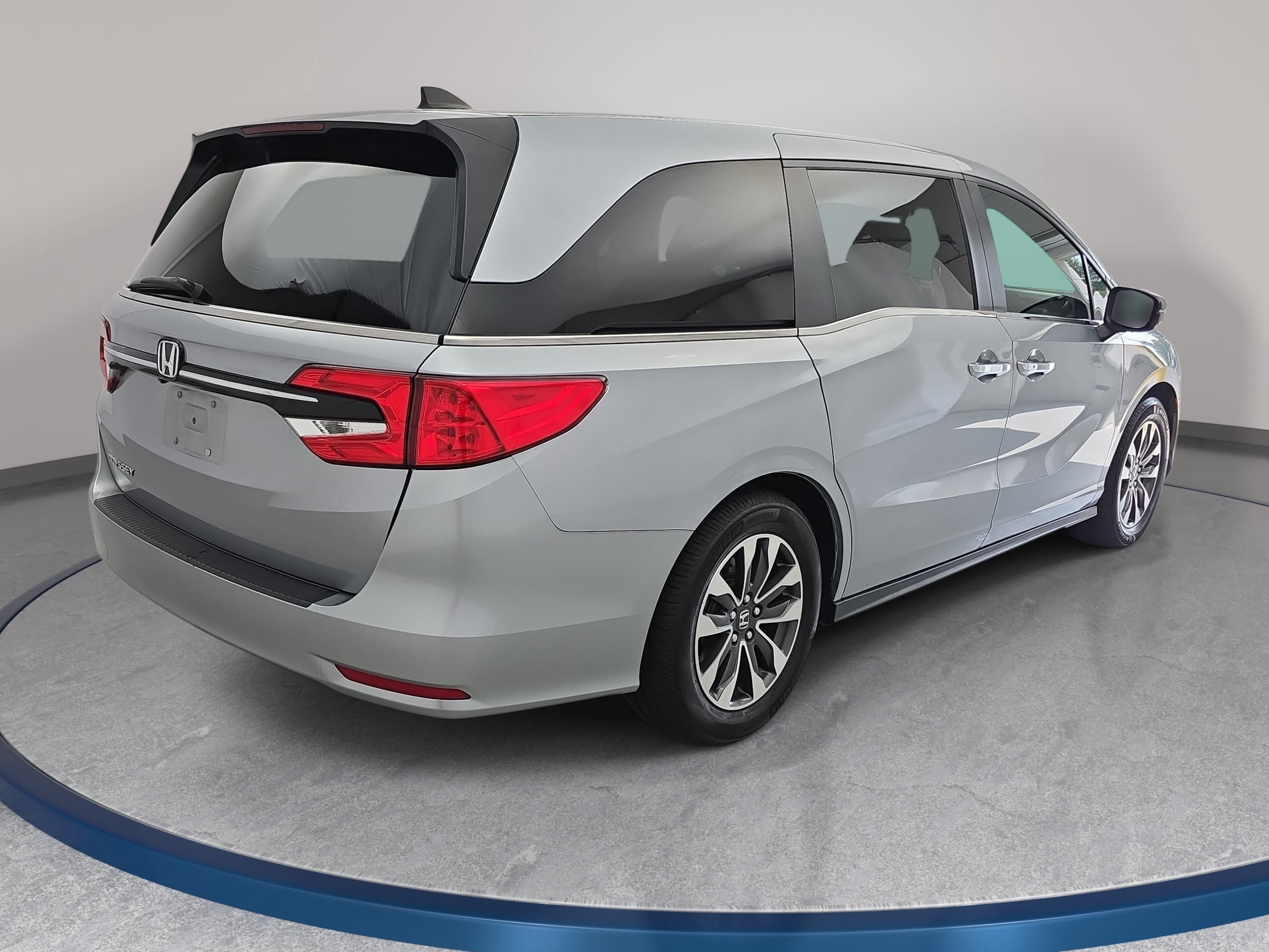 Used 2021 Honda Odyssey EX-L image 5