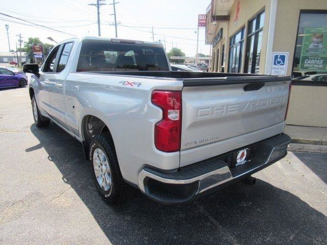 Used 2019 Chevrolet Silverado 1500 LT w/ All-Star Edition AWD/4WD image 12