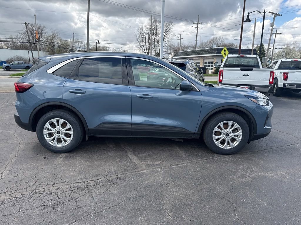 Certified 2023 Ford Escape Active w/ Tech Pack #2 AWD/4WD image 8