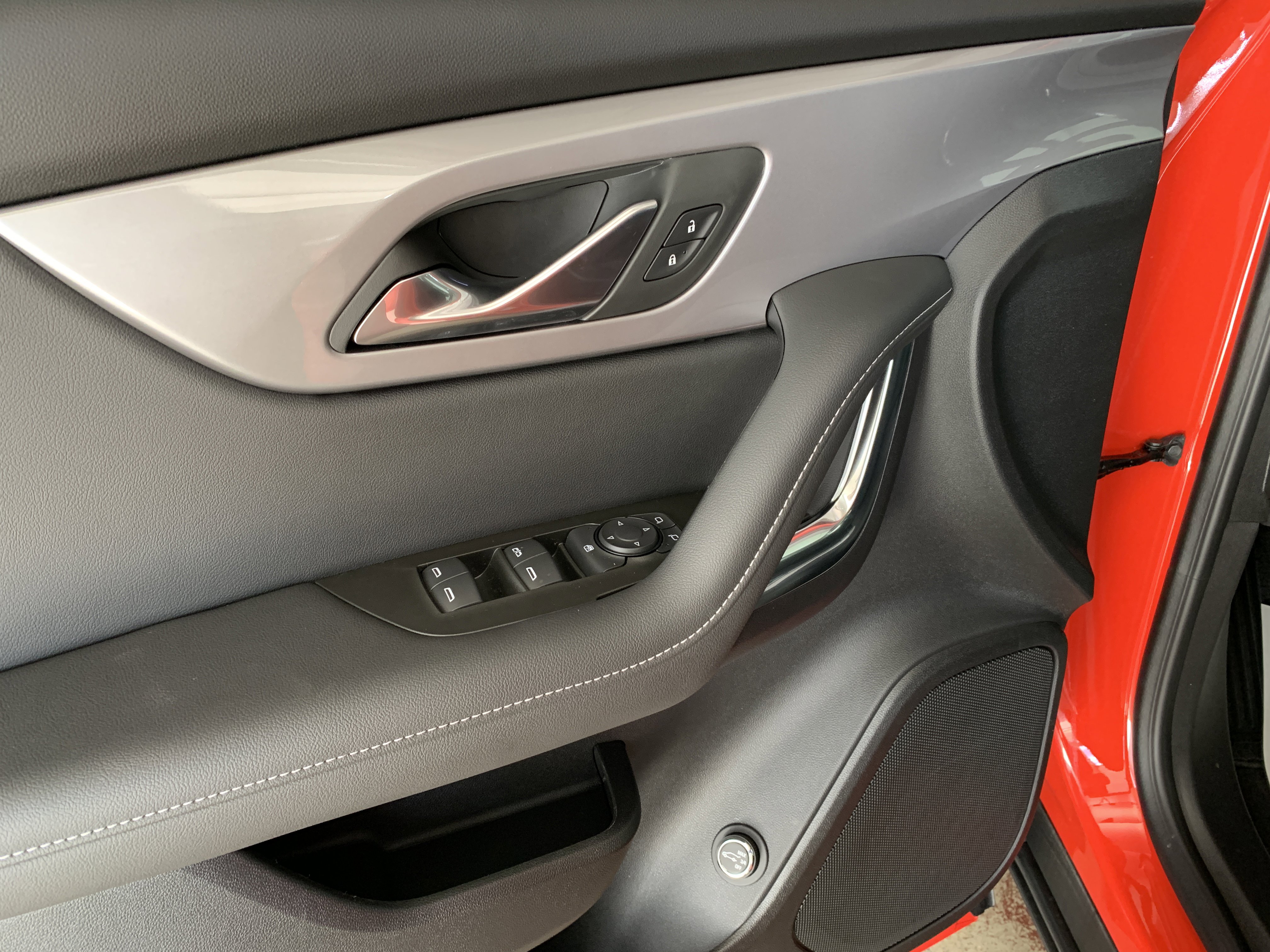 New 2025 Chevrolet Blazer LT image 17