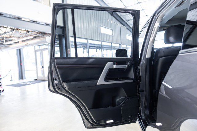 Used 2019 Toyota Land Cruiser AWD/4WD image 35
