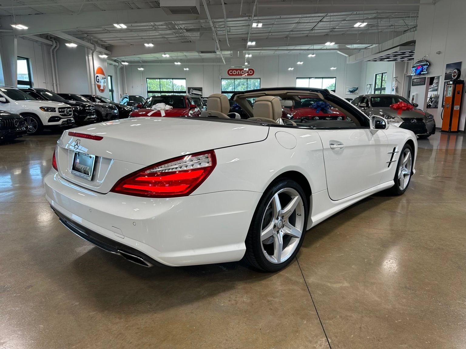 Used 2016 Mercedes-Benz SL 550 image 14
