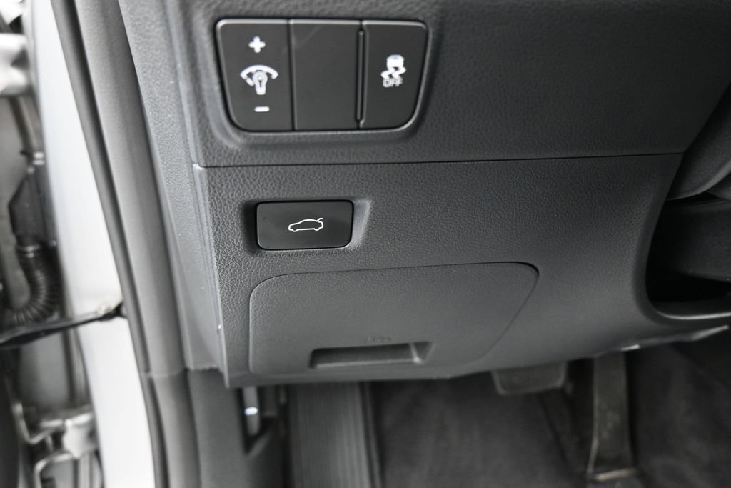 Used 2025 Kia K5 GT w/ GT1 Package FWD image 13