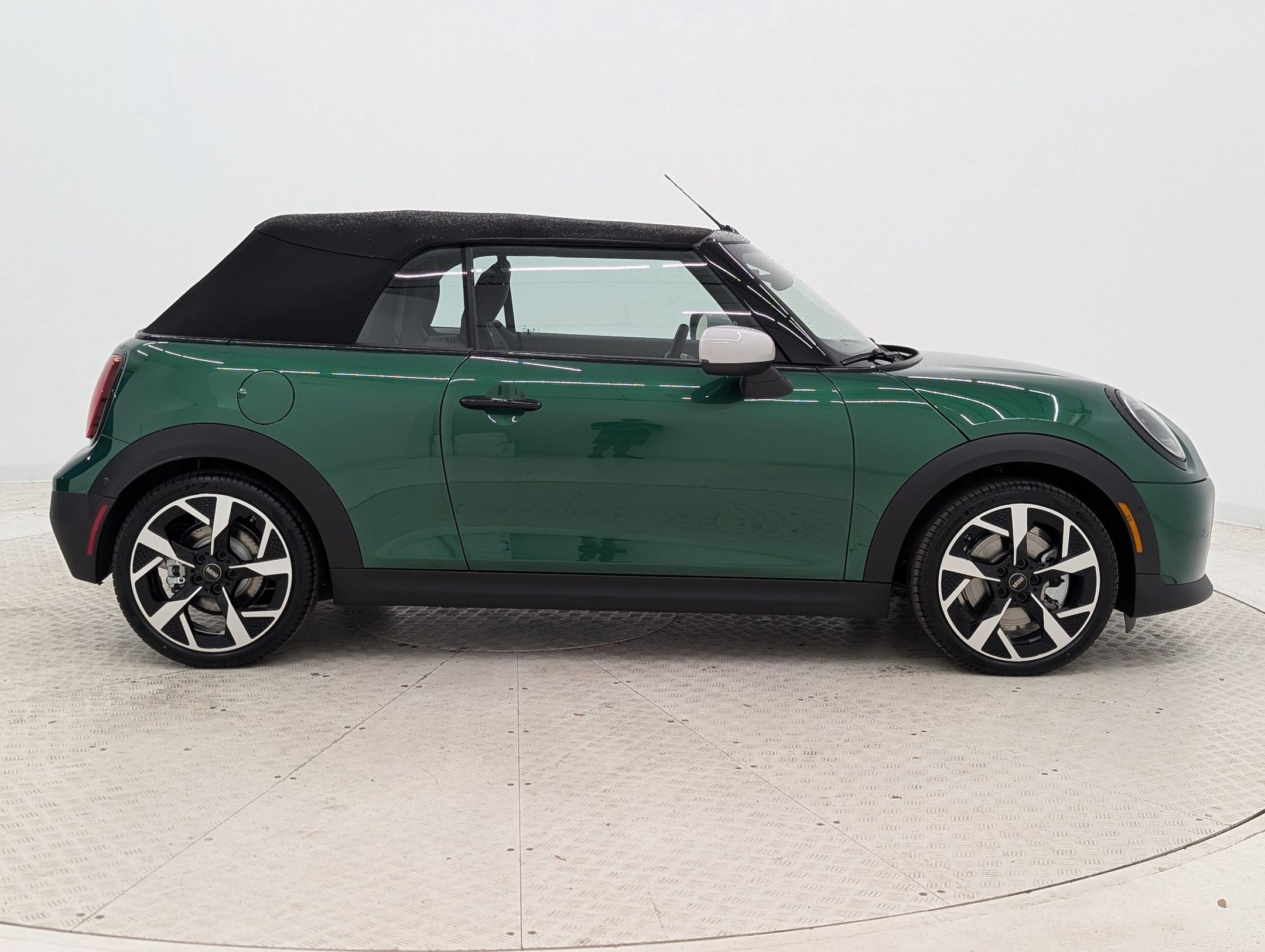 New 2026 MINI Cooper S image 8