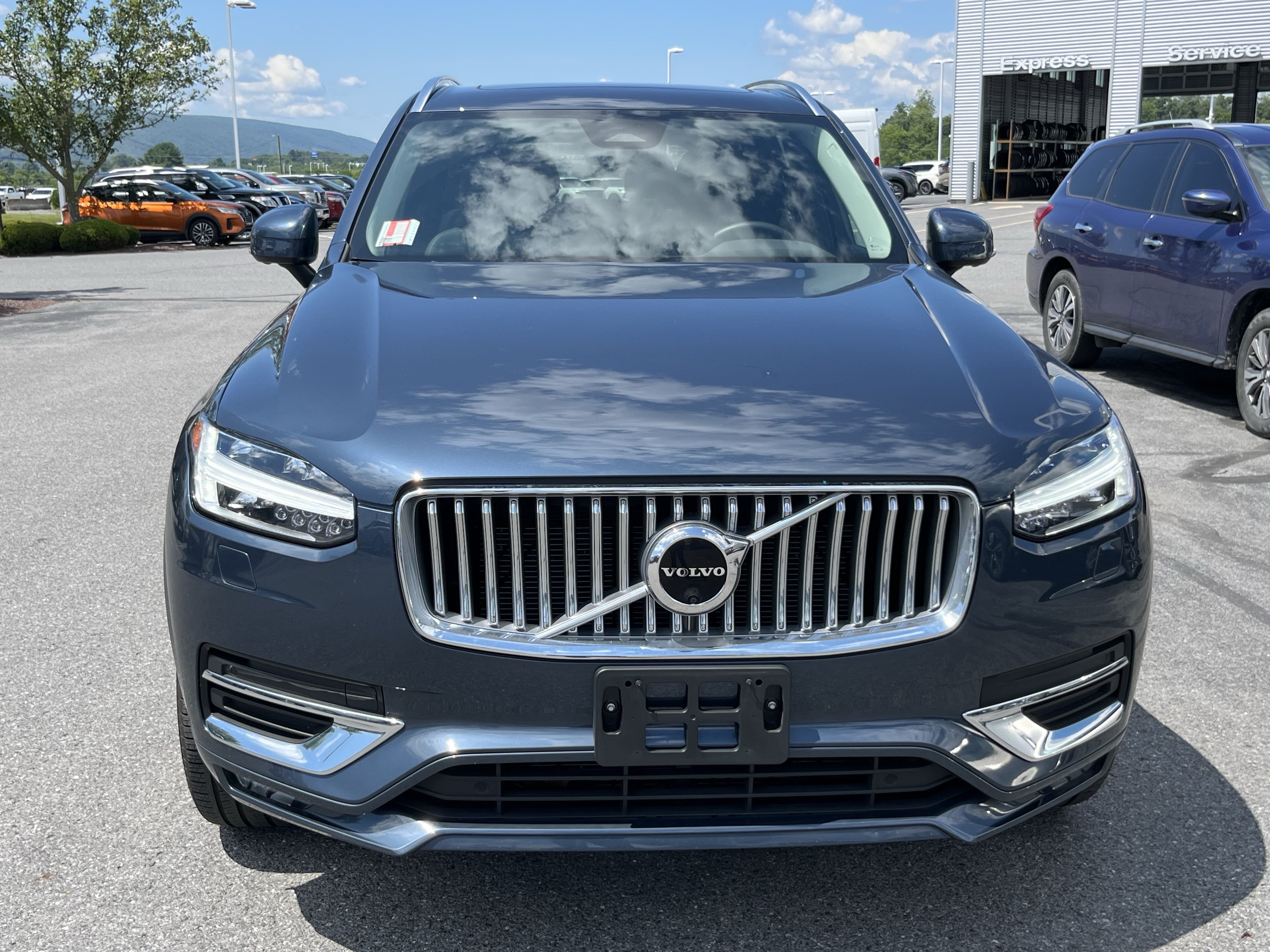 Used 2023 Volvo XC90 B6 Plus AWD/4WD image 13