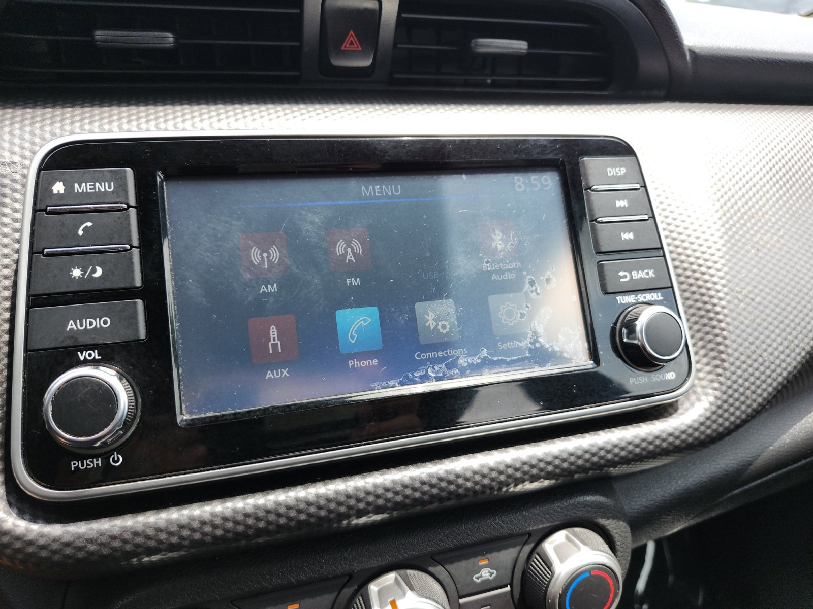 Used 2019 Nissan Kicks S FWD image 17