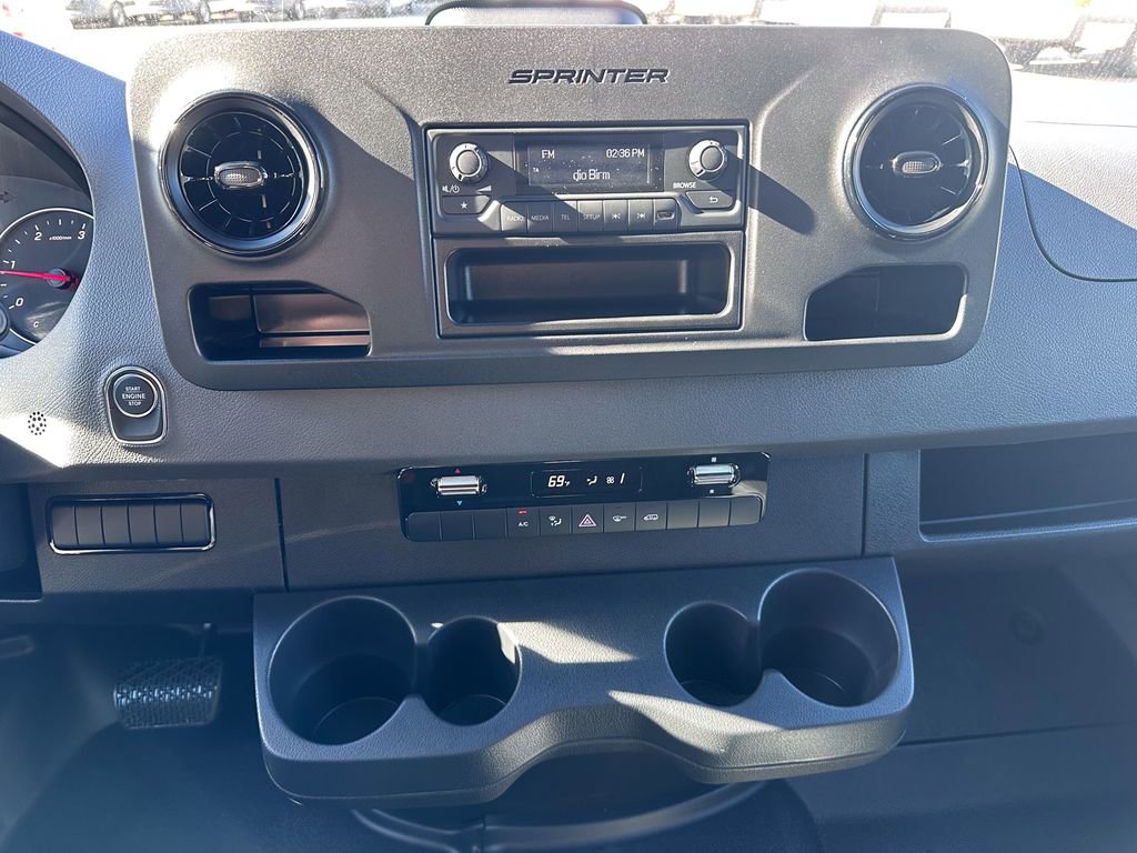 New 2026 Mercedes-Benz Sprinter 2500 image 4