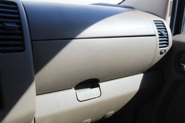 Used 2005 Nissan Frontier SE image 17