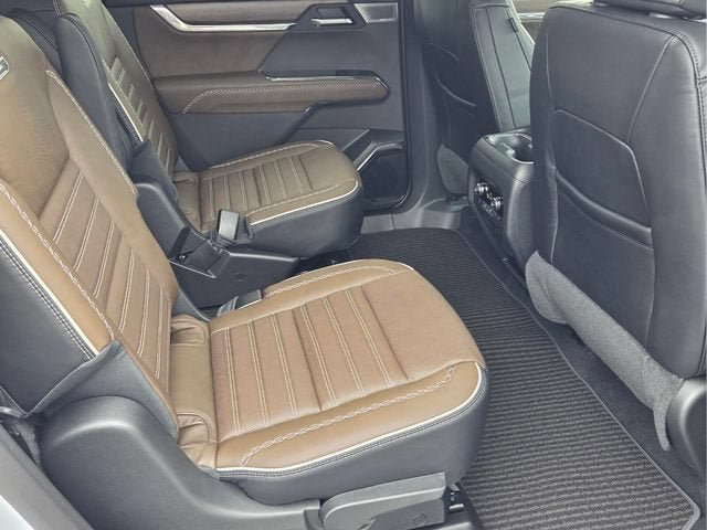 New 2026 GMC Acadia Denali Ultimate FWD image 18