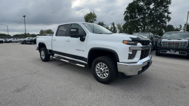 Used 2020 Chevrolet Silverado 2500 LT w/ All Star Edition AWD/4WD image 3