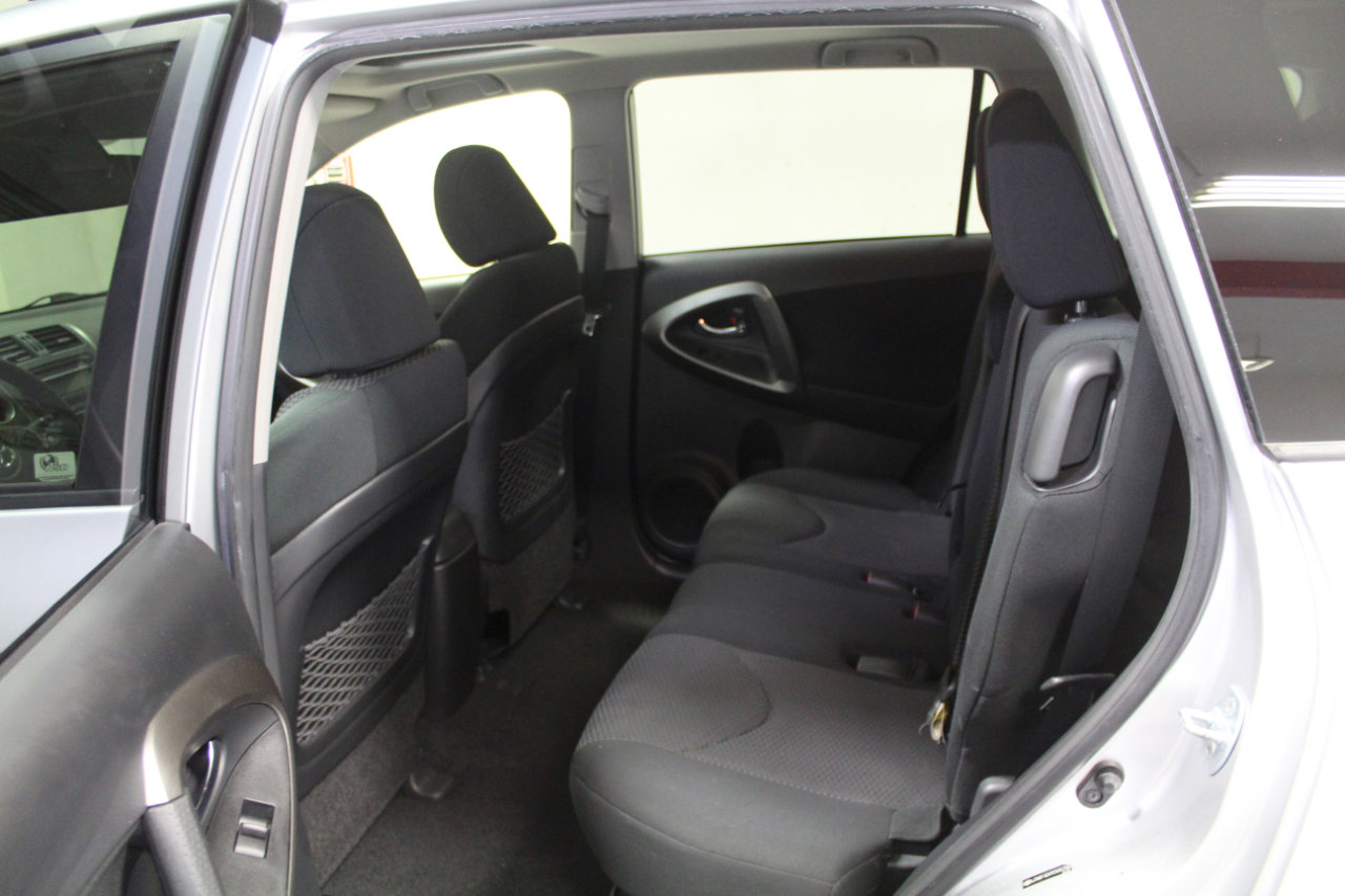 Used 2012 Toyota RAV4 Sport image 17