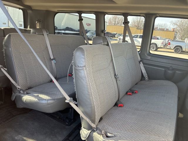 Used 2016 Chevrolet Express 2500 LS RWD image 17