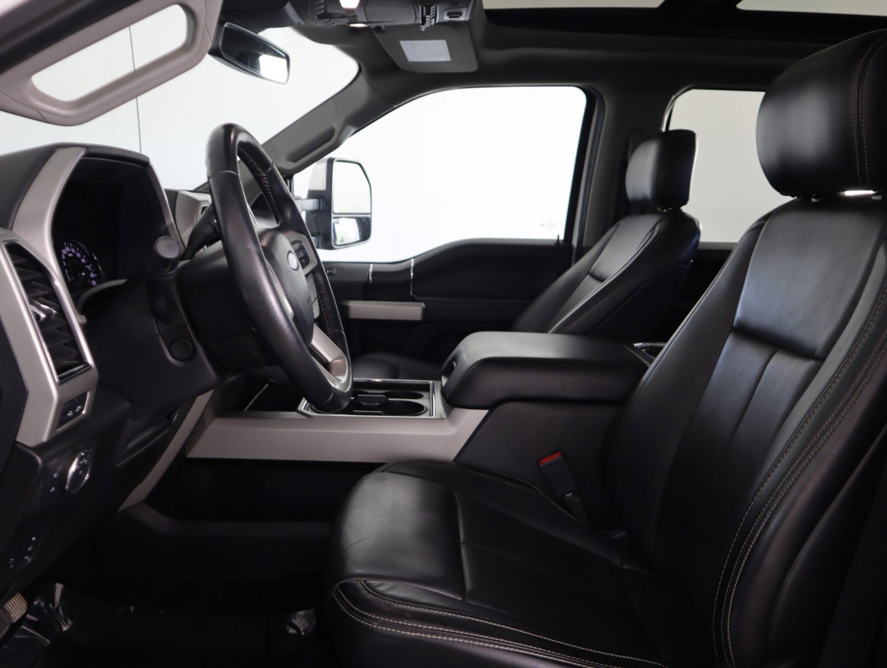 Used 2020 Ford F250 Lariat w/ Lariat Ultimate Package image 17