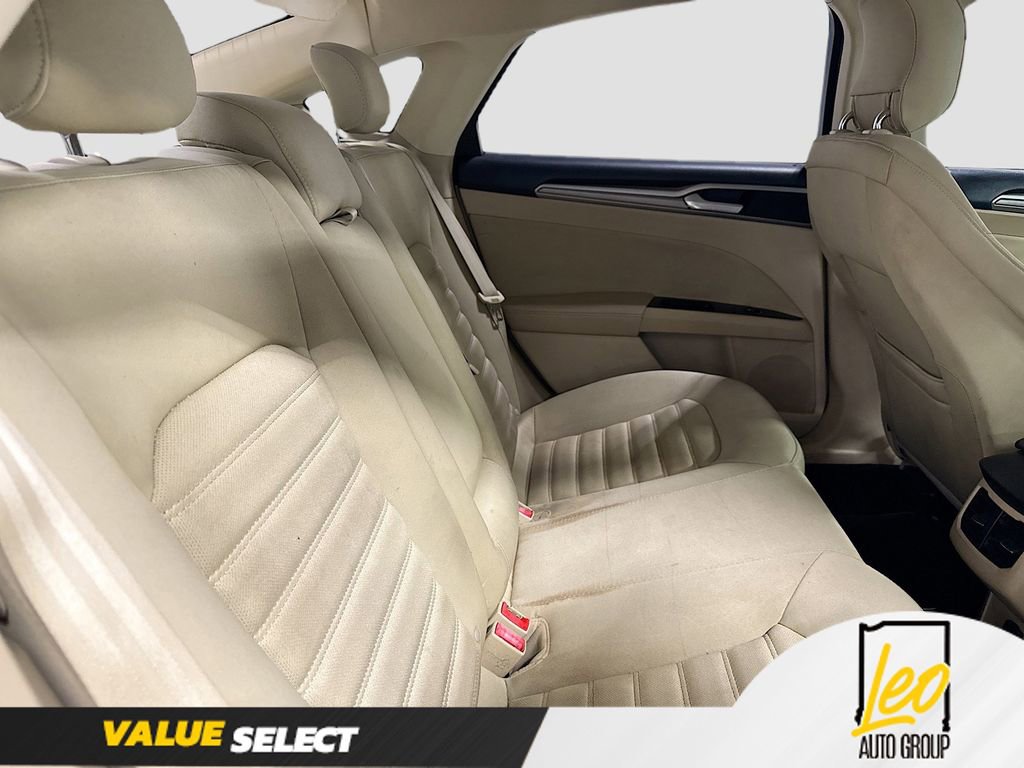 Used 2013 Ford Fusion SE FWD image 27
