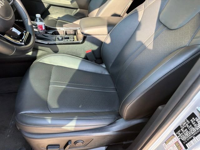 Certified 2023 Kia Sorento SX FWD image 8
