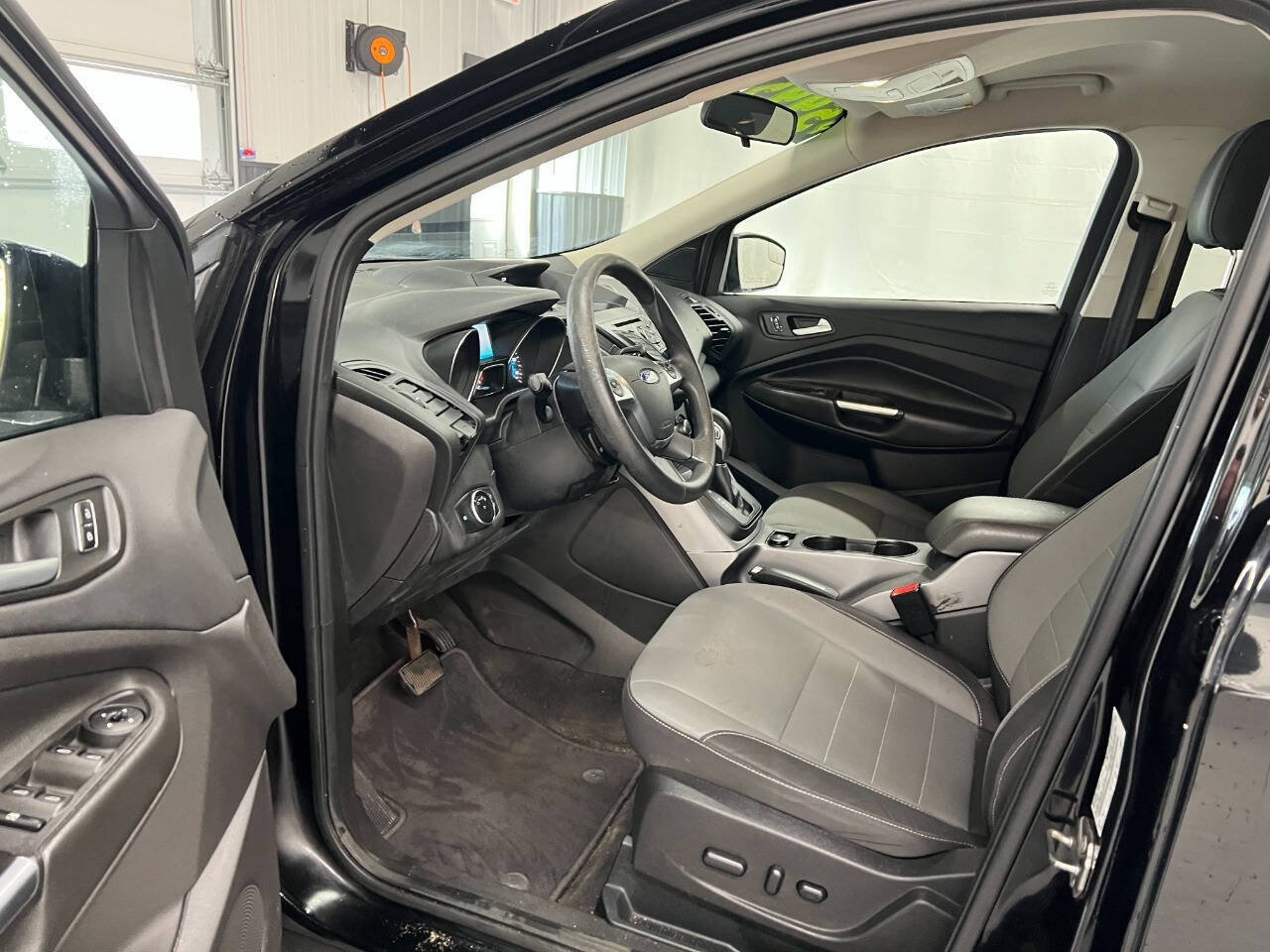 Used 2016 Ford Escape SE AWD/4WD image 7
