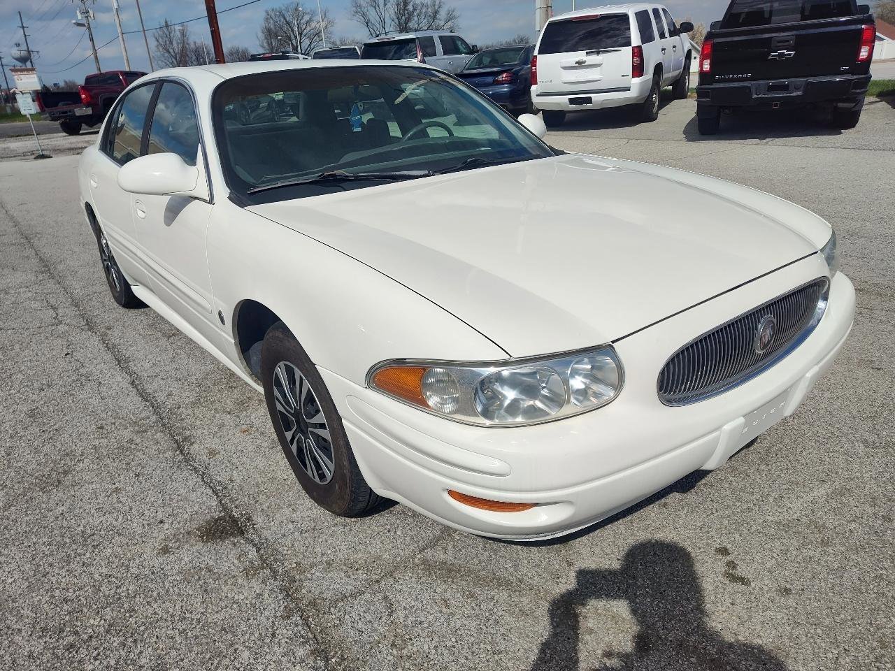 Used 2004 Buick Le Sabre Custom image 1