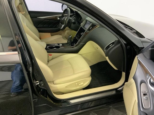 Used 2019 INFINITI Q50 Luxe w/ Essential Package (3.0T Luxe) image 26