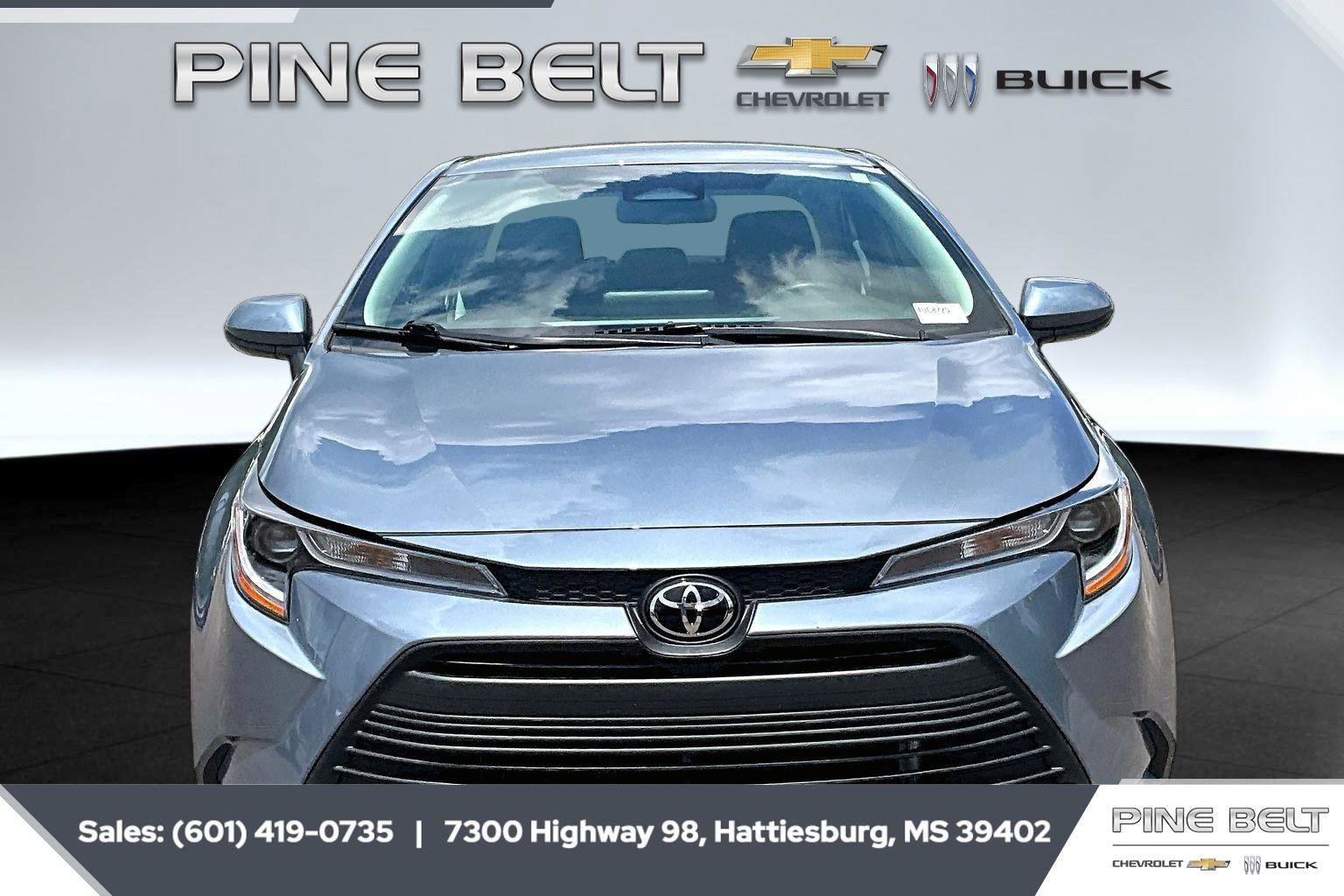 Used 2024 Toyota Corolla LE FWD image 3